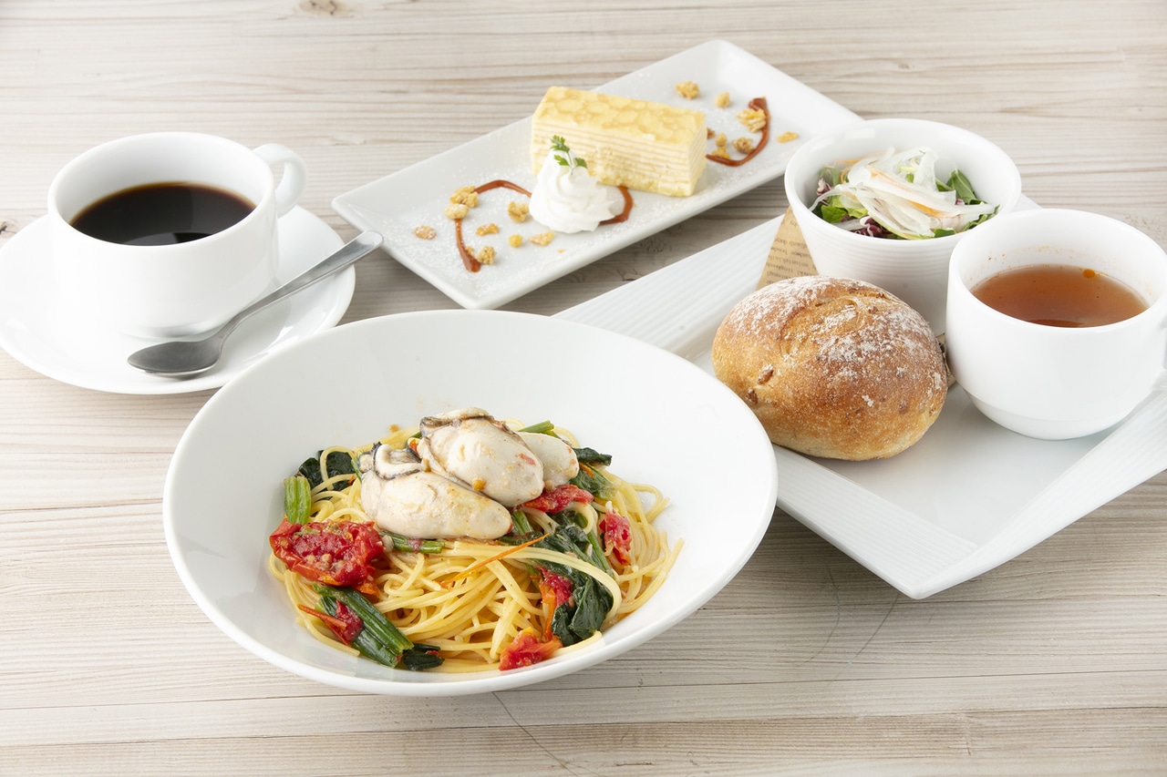 こだわりのパスタもおいしいですよ！お好きなパスタが3種類の中からお選び頂けます。